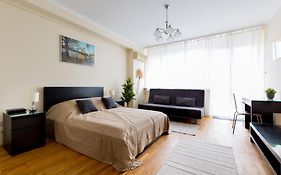 East Station Studios - Baross Home 1 & 2